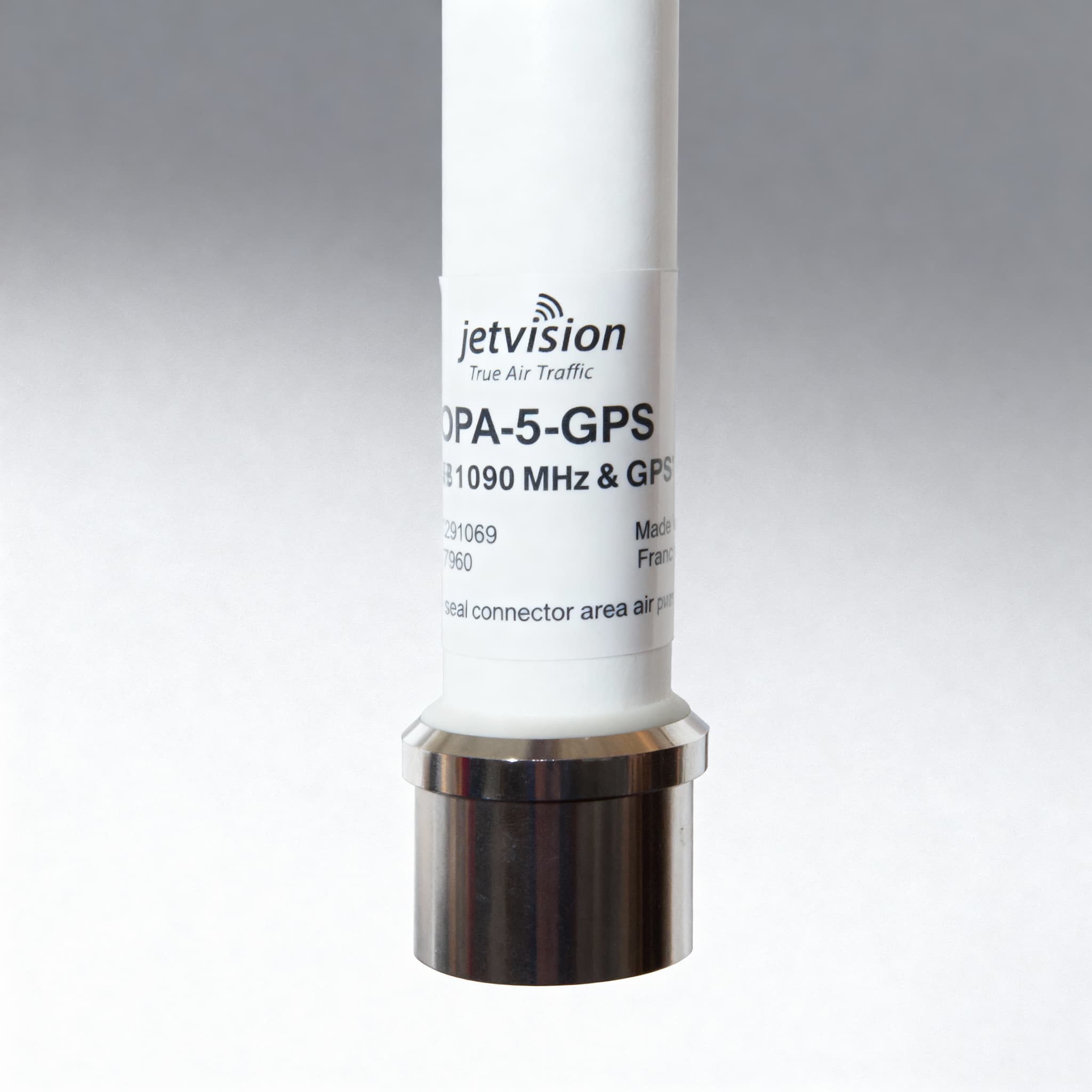 Antenna label showing ADS-B 1090MHz and GPS